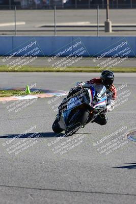 media/Jan-21-2023-Fastrack Riders (Sat) [[fcf3f88a30]]/Level 4/Session 6 Turn 13/